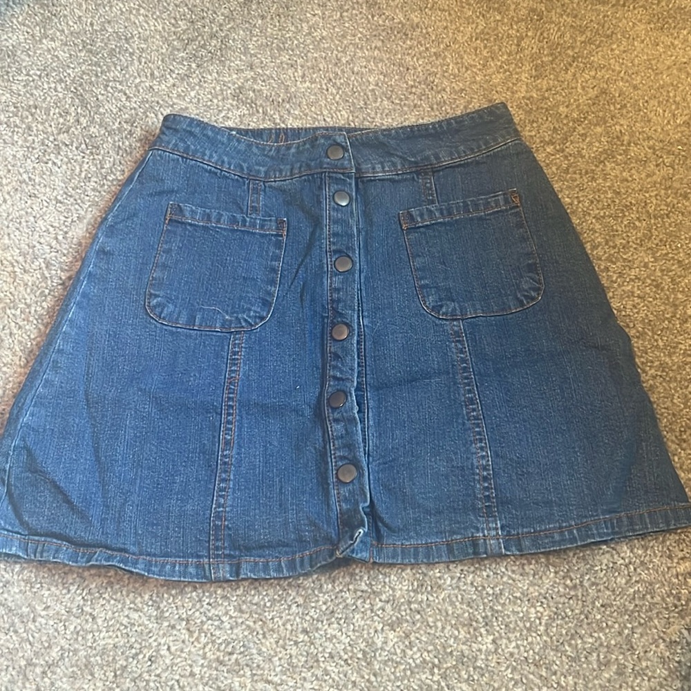 Jean button skirt